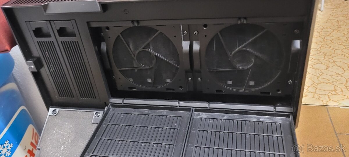 Predám skrinka FRACTAL Define R3 / TOP stav - 8