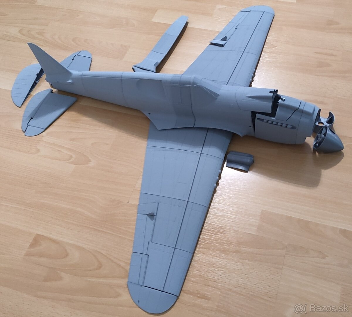 P-40 Warhawk ,RC lietadlo - 8