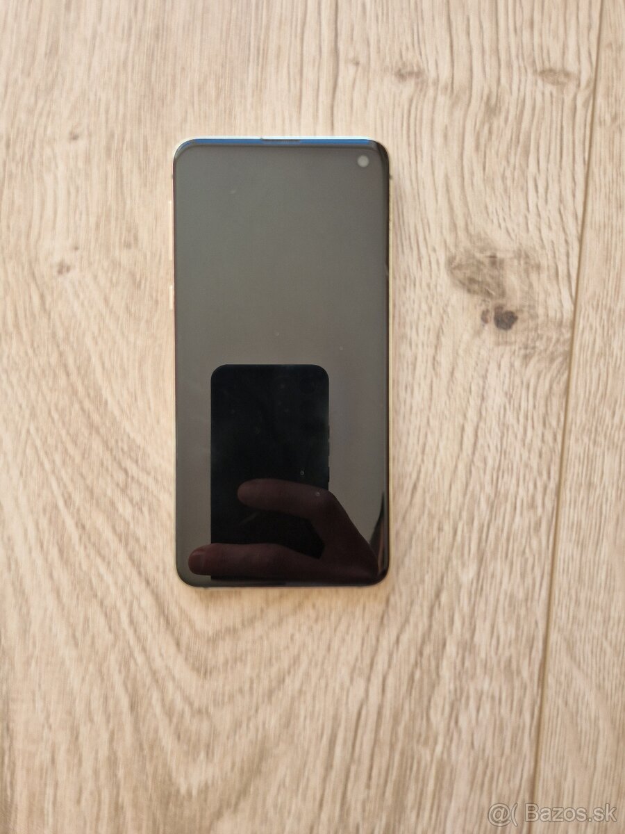 Samsung galaxy s10e - 8