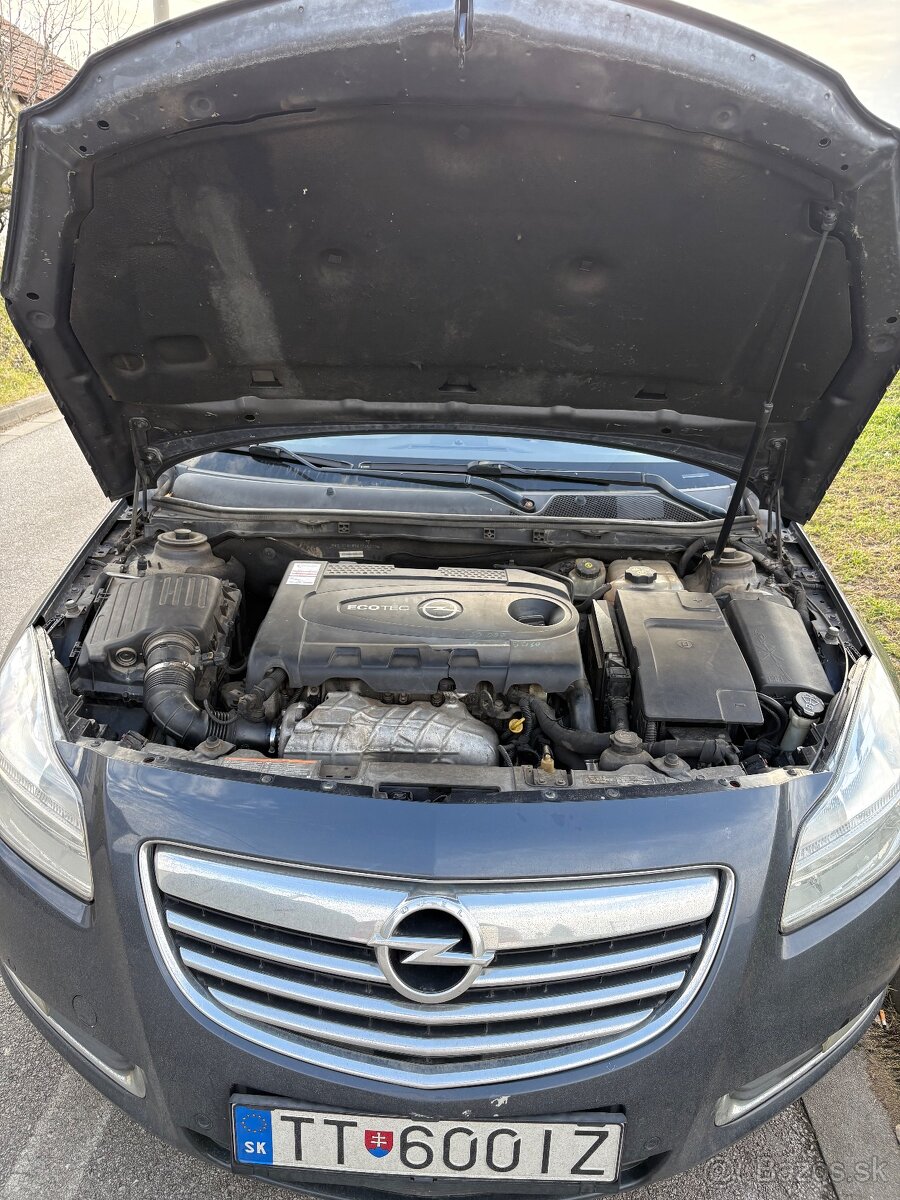 Insignia 2010 118kw - 8