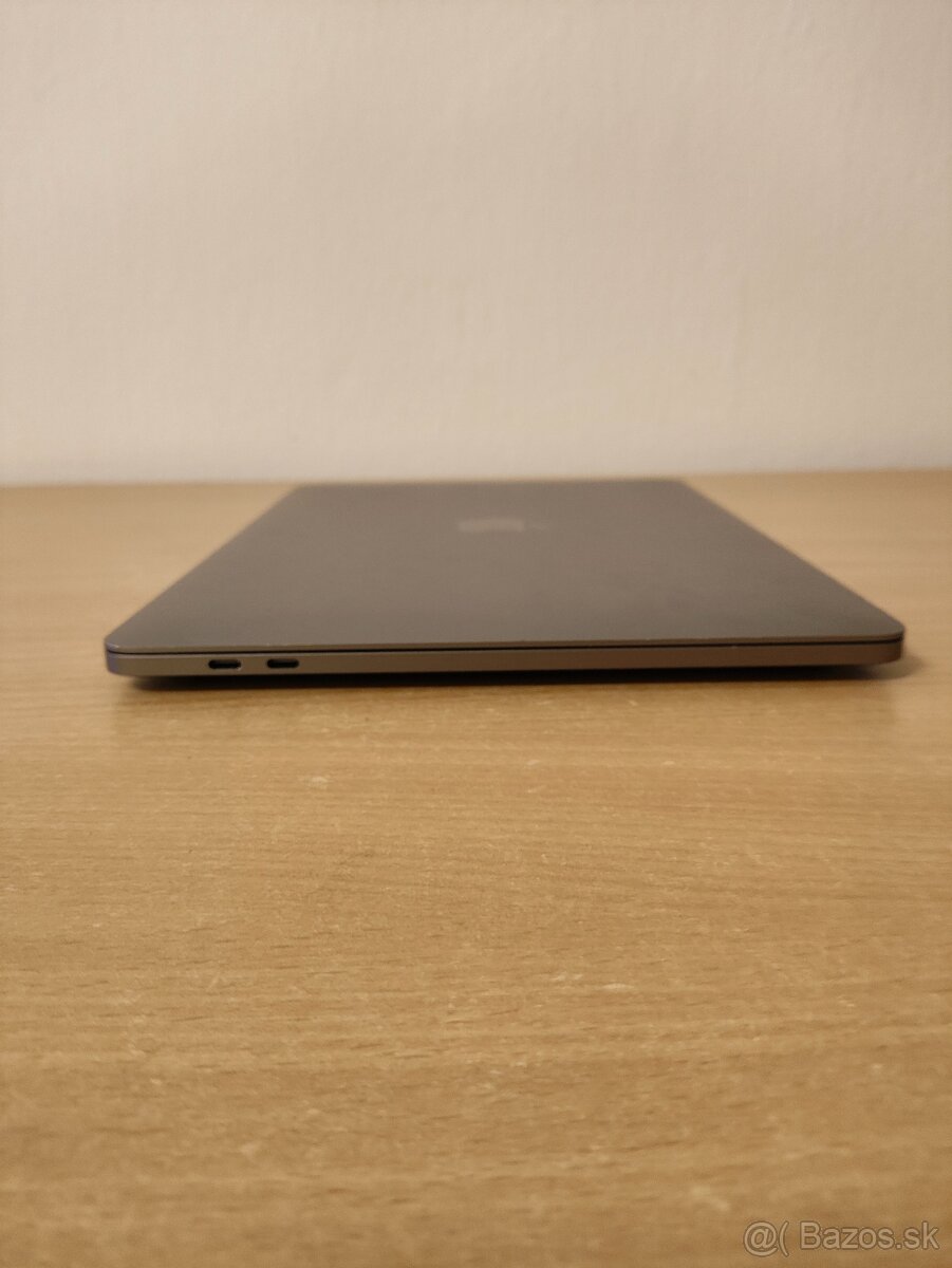 MacBook Pro 2020 | i7 • 32GB • 512GB SSD - 8