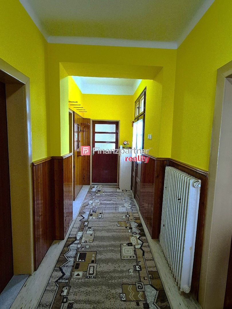 3 izbový dom s veľkým pozemkom v obci Radošina - 8