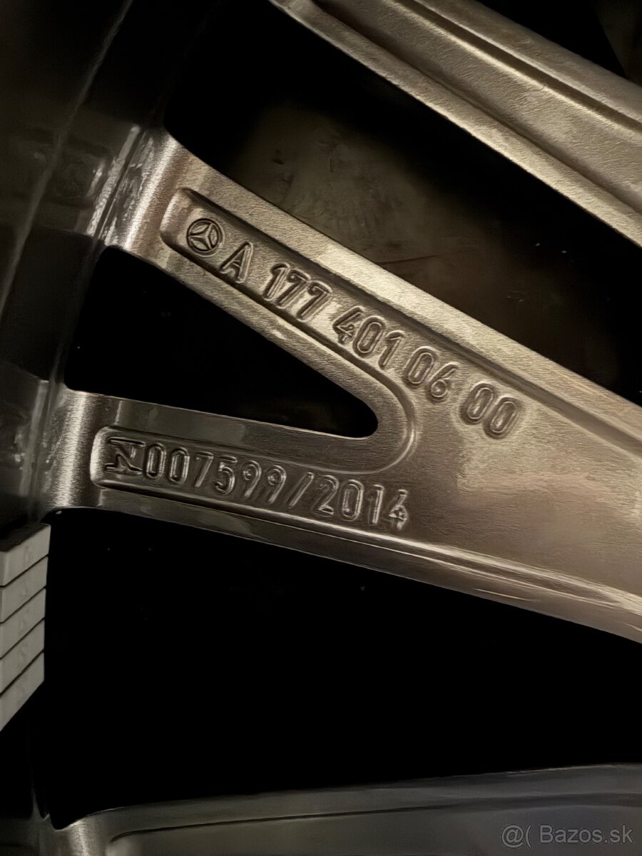 elektróny originál Mercedes r18 - 8