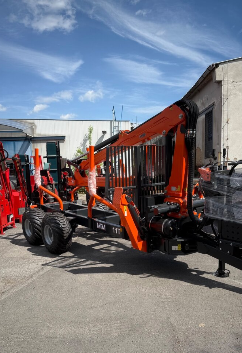 Vyvažecí vlek vyvažečka, vývozka MTM 10T Ruka 6.6m - 8
