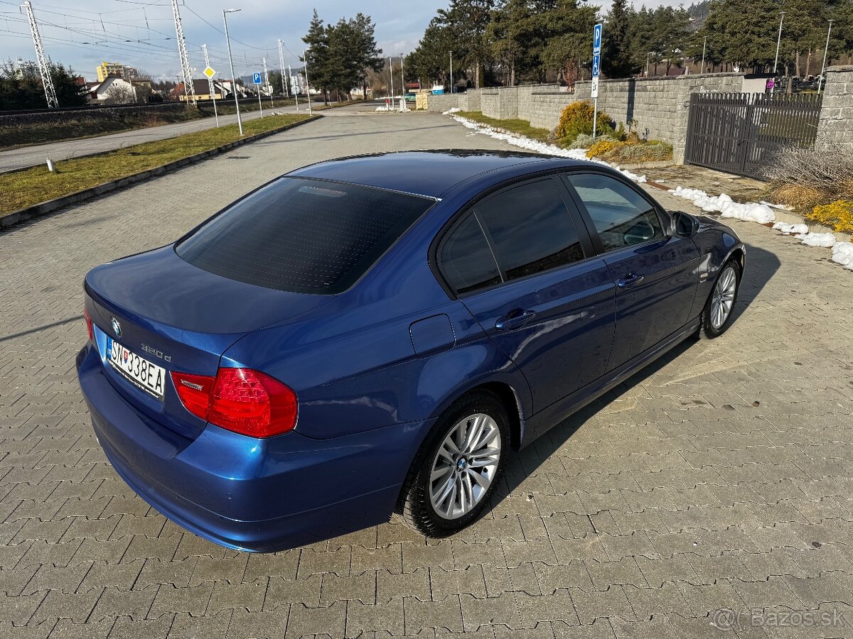 Predám BMW 320xd E90 LCI - 8