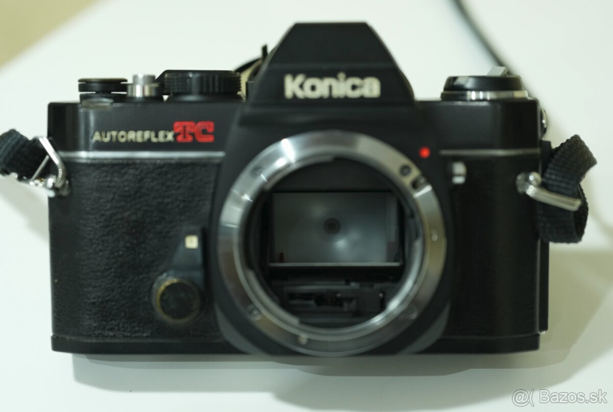 Konica Autoreflex TC + Hexanon 50mm f/1.7 - 8
