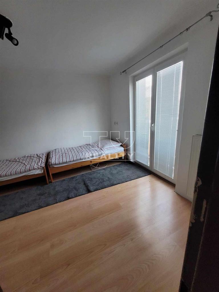 NA PREDAJ 1-IZBOVÝ BYT 32m2, STARÁ TURÁ - 8