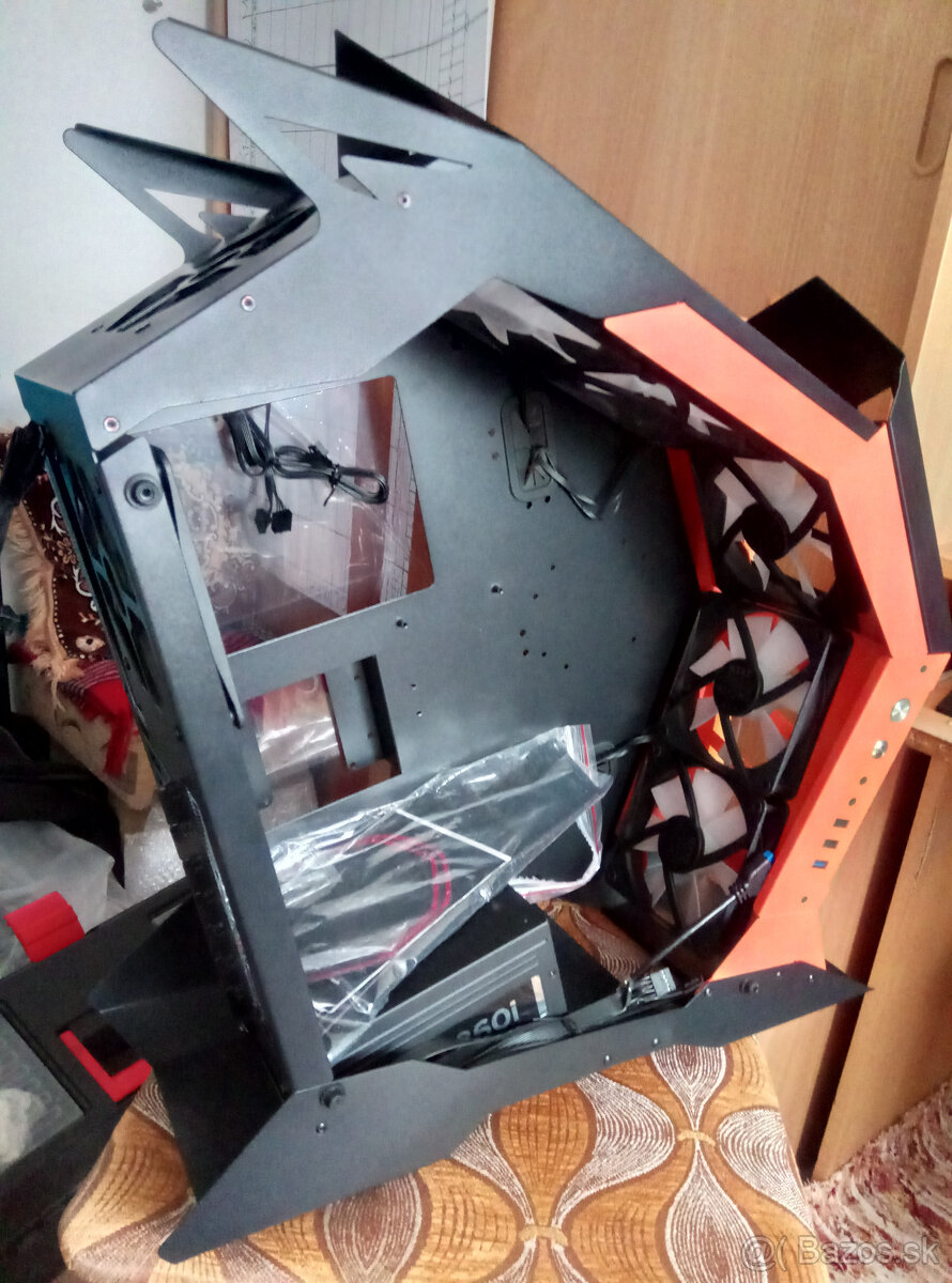 DarkFlash Knight + Corsair 860W + NZXT fans - 8