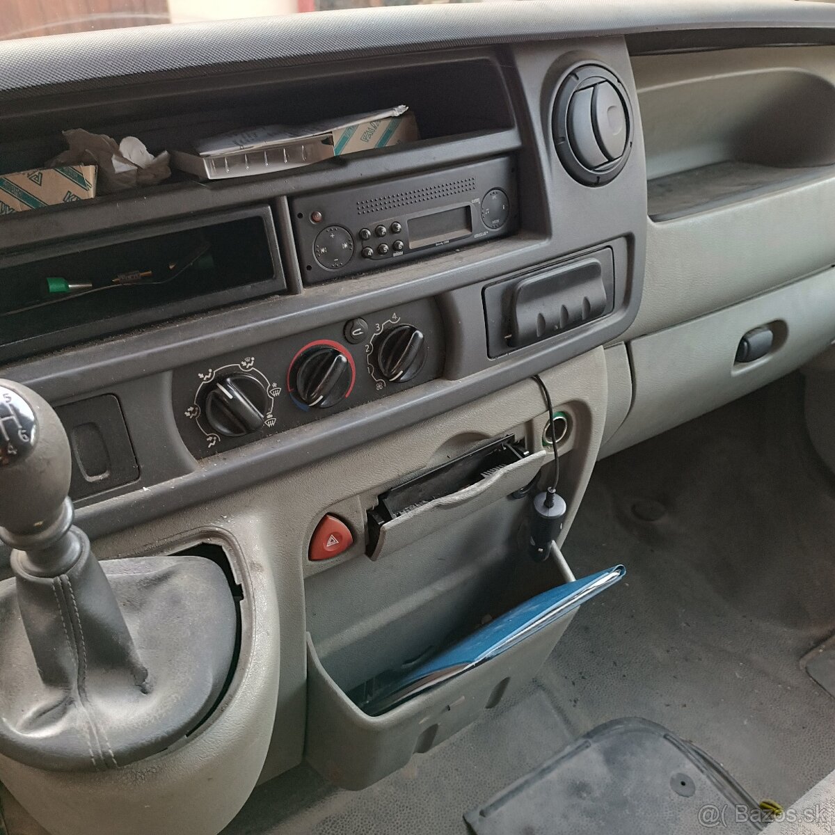 Renault Master, 2,5l, výkon 74 kW, r.v. 2008 - 8