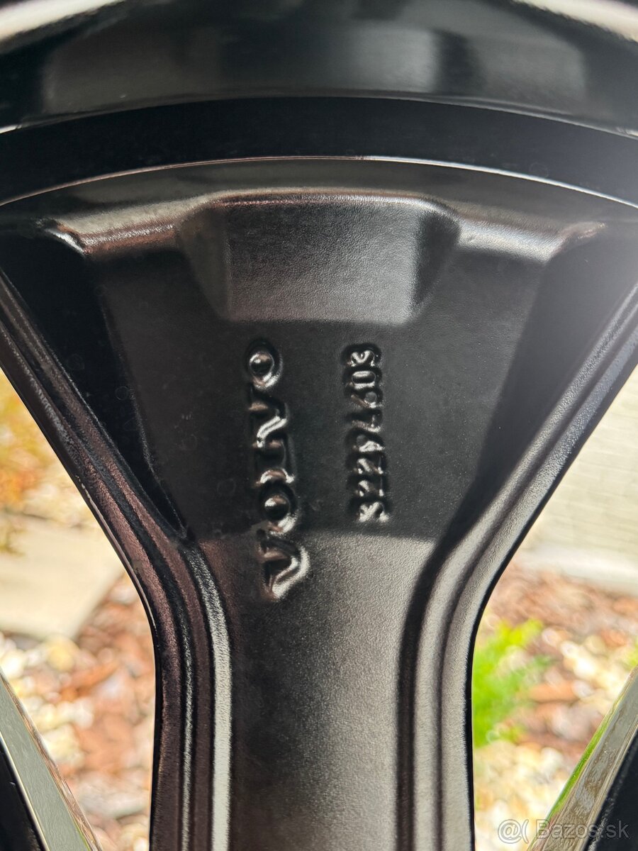 Volvo XC90 275/40 R21 stav novych (300km) - 8