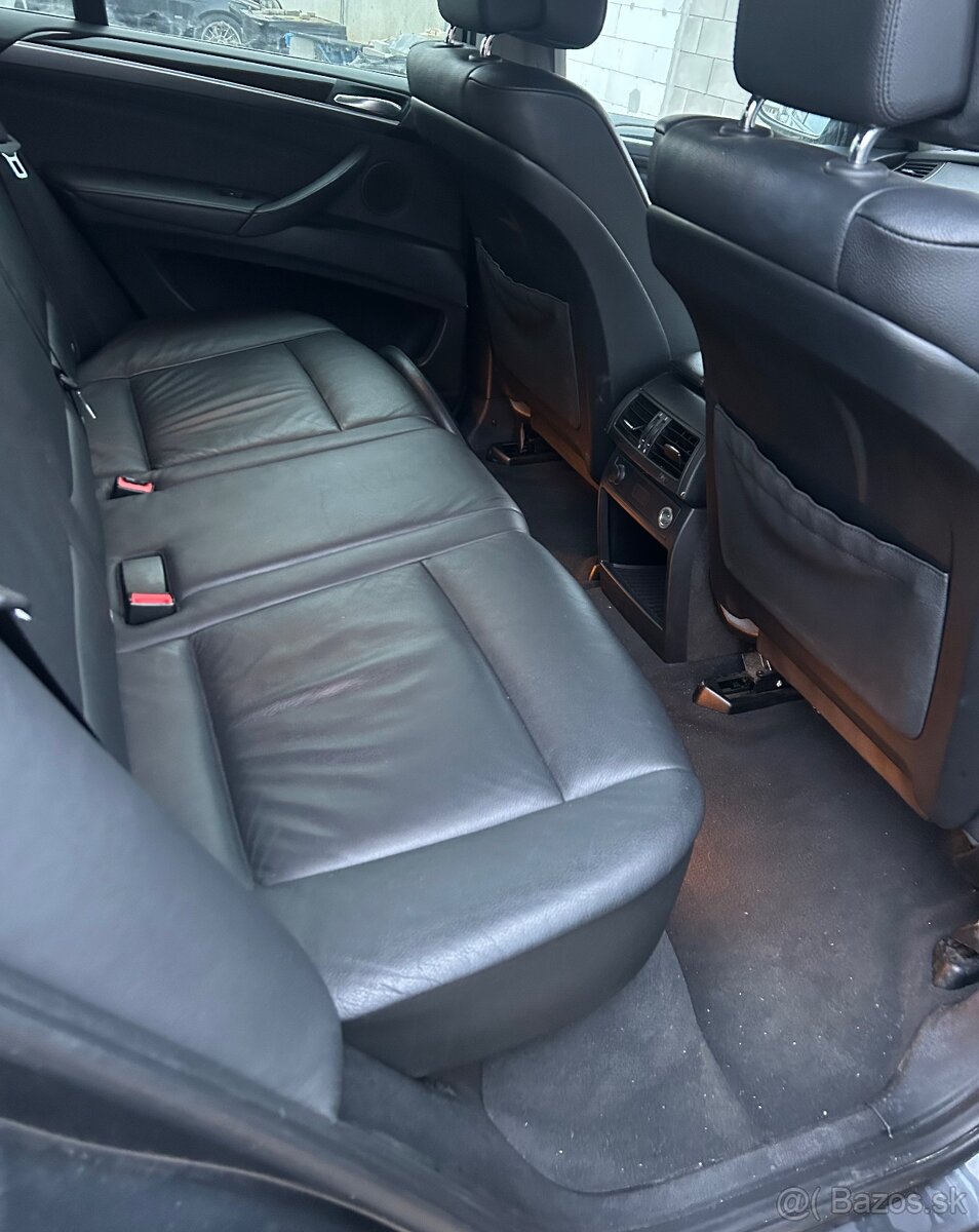 ROZPREDAME X5 E70 3,0d 180kw 2013 - 8