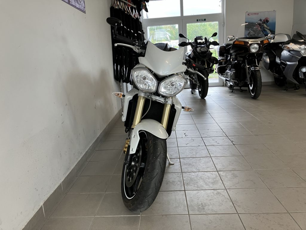 Triumph Street Triple 675 - 8