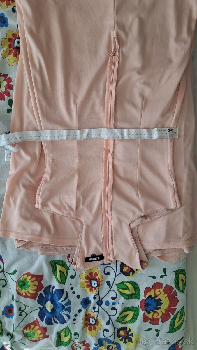 Spoločenské šaty značky Missguided - 8