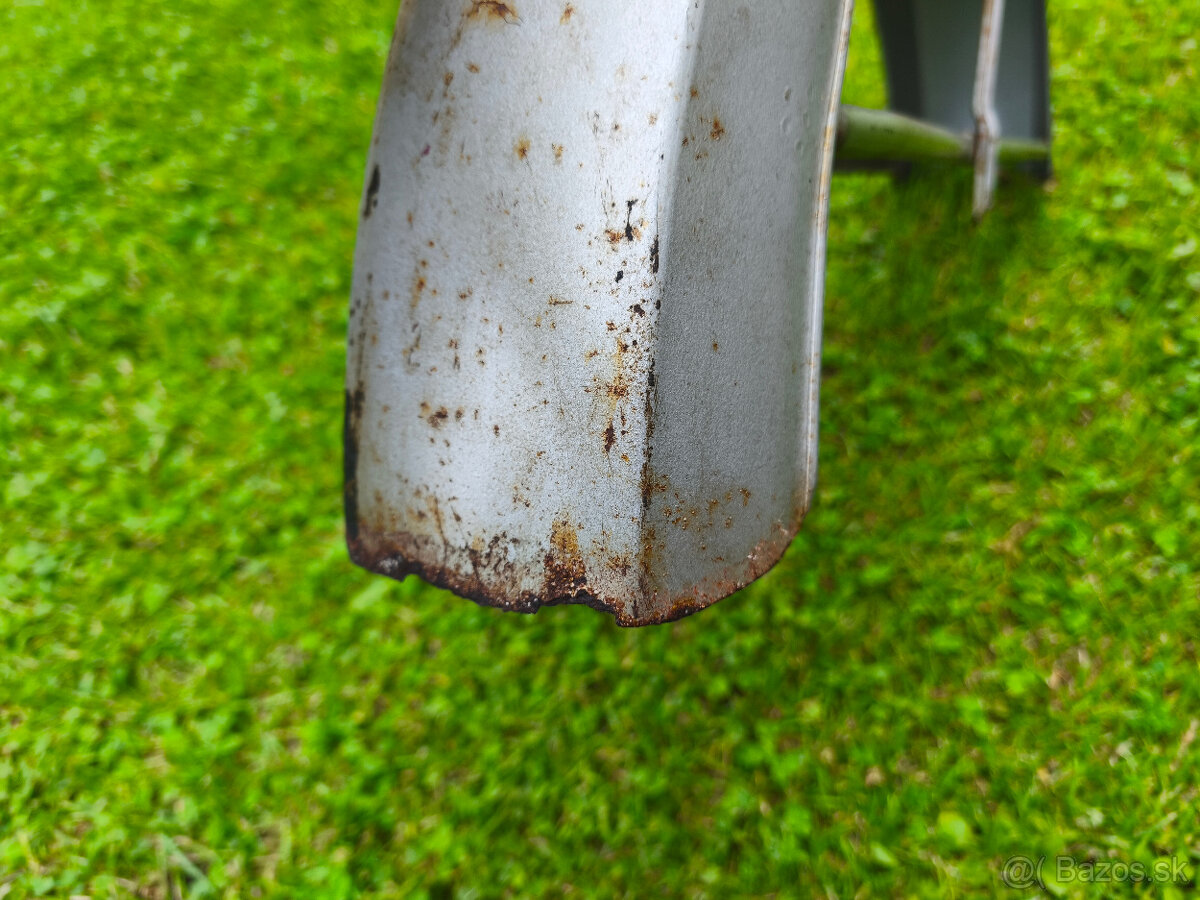 Přední blatník ČZ 175/477, 125/476 - ULOŽENKA - 8