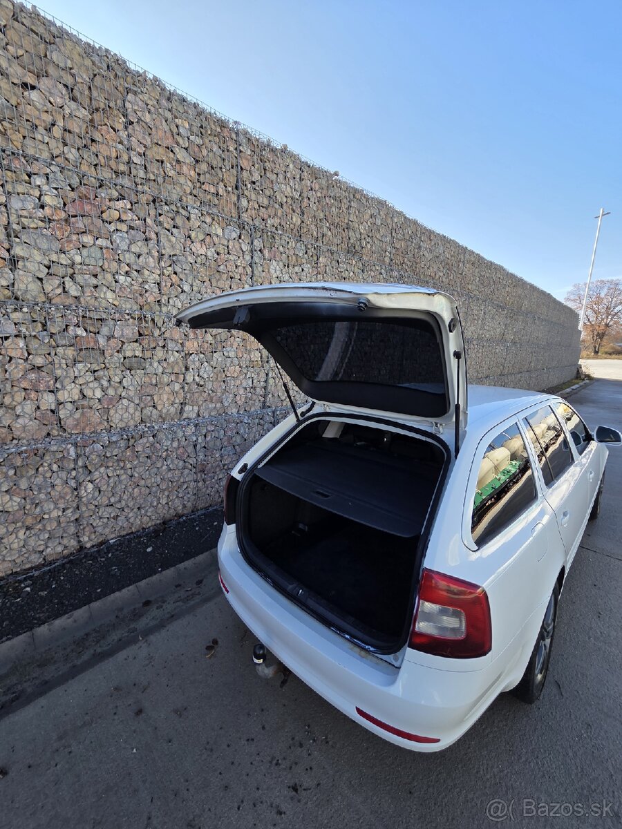 Škoda Octavia 2 facelift 1.6 TDI (77kw) - 8
