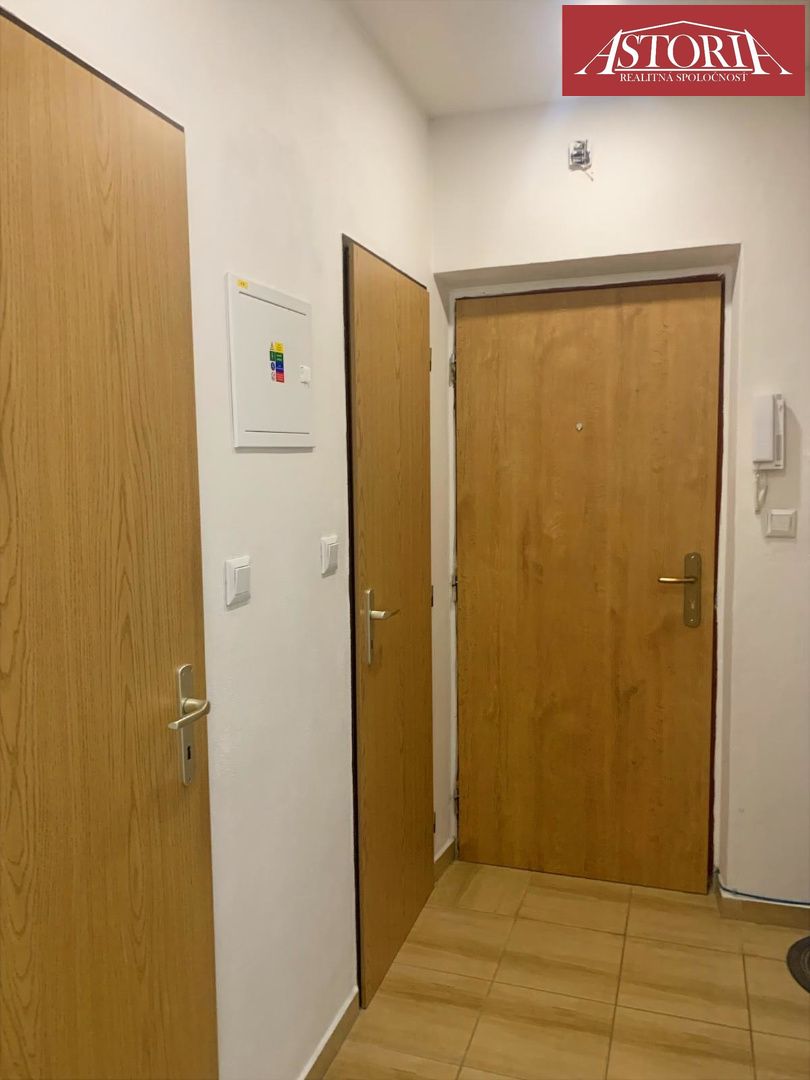 2- izbový byt Martin - CENTRUM - KOMPLETNÁ REKONŠTRUKCIA bal - 8