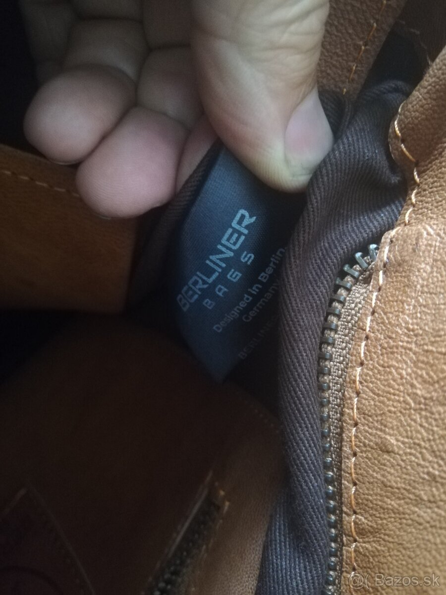 Dámska kožená kabelka - 8