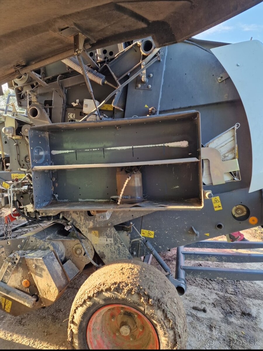 Lis na guľaté balíky Claas Variant 385 RC - 8