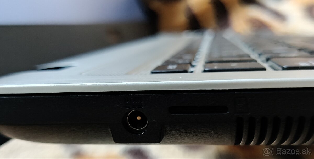 Asus X540MA-GQ054T - 8