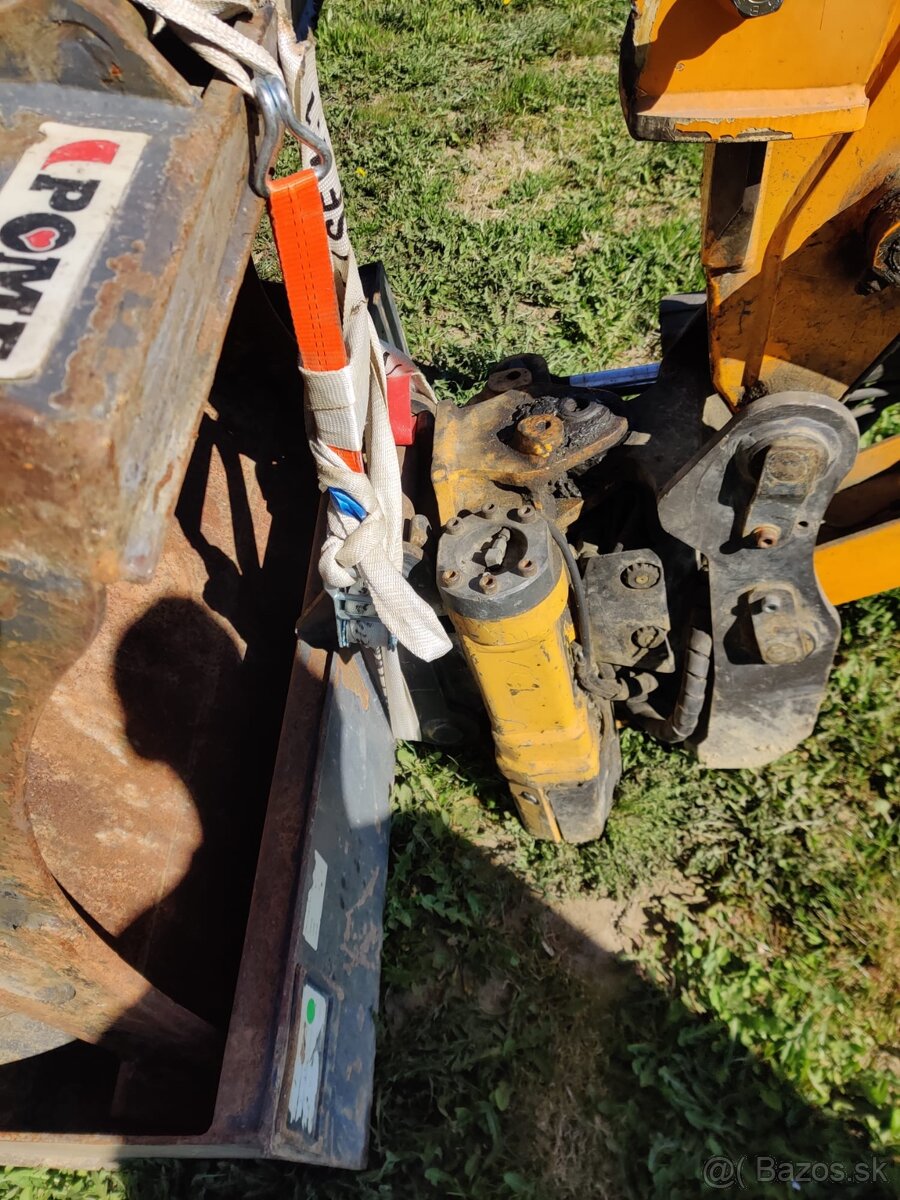 Traktorbagr JCB 2CX 4WS - 8