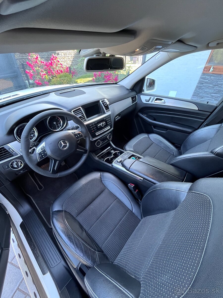 Mercedes-Benz ML 350 - 8