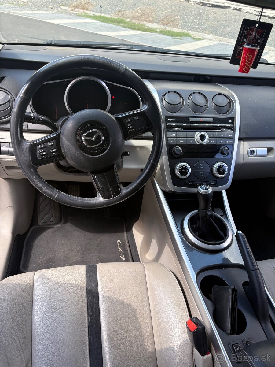 Mazda CX7 2.3 benzín 191kw - 8