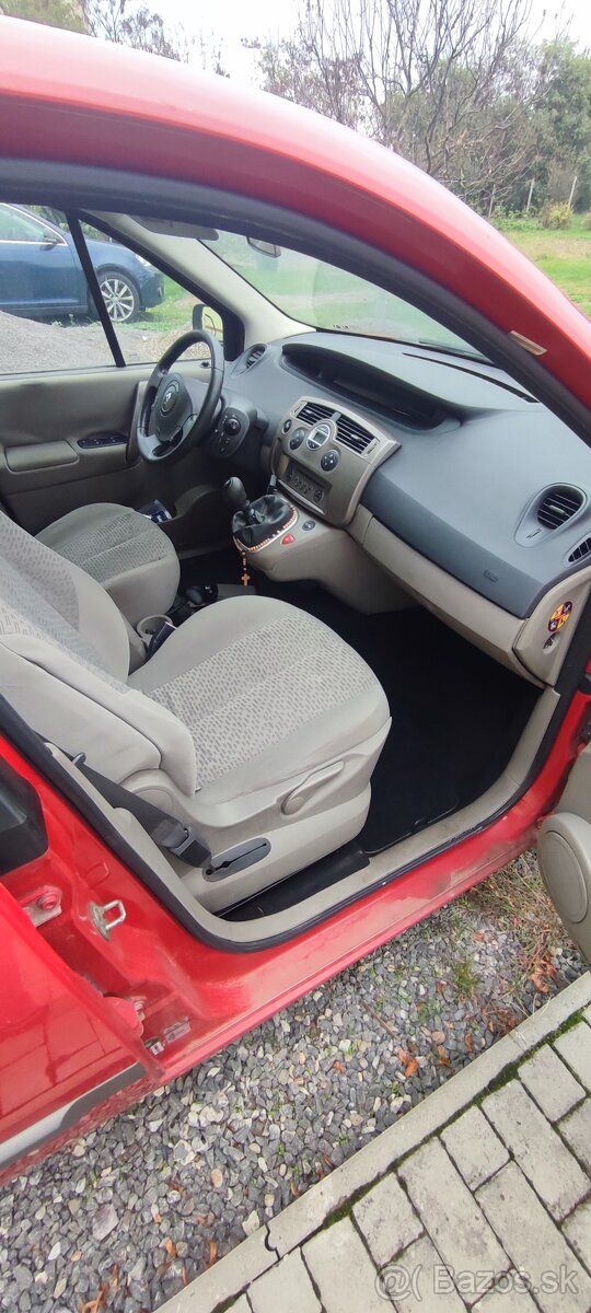 Renault Scenic - 8