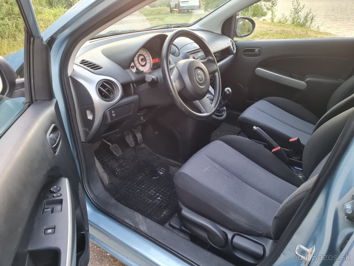 Mazda 2 ... 1,3 16v ...124xxx km - 8