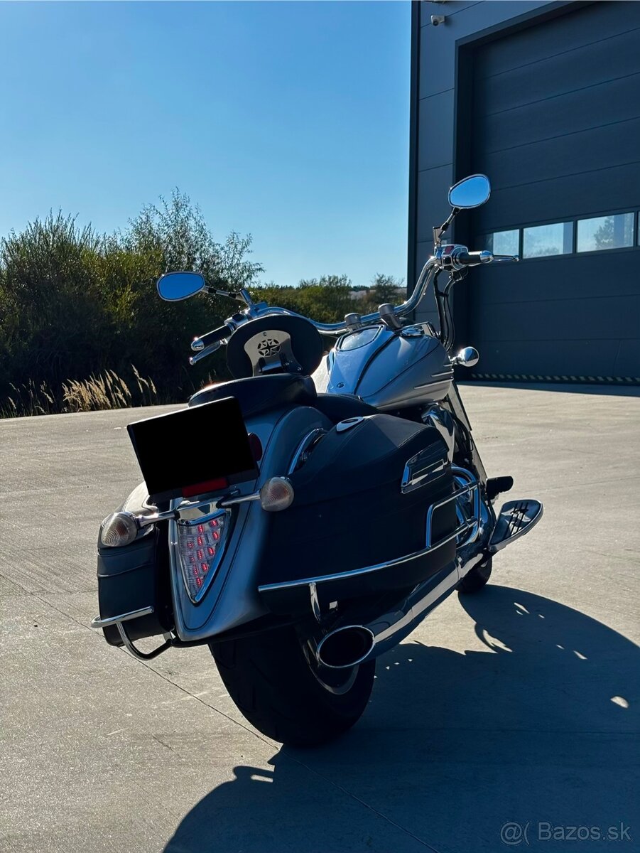 YAMAHA XV 1900 Stratoliner - 8