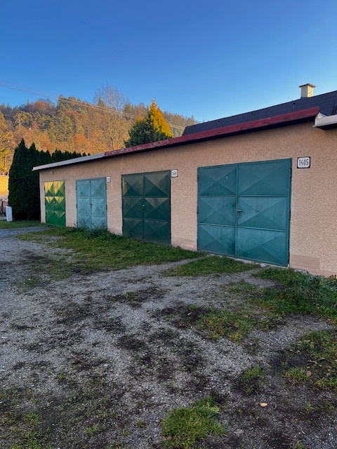 Predaj - 3 izb. byt s garážou v kúpeľnom meste Sliač - 8