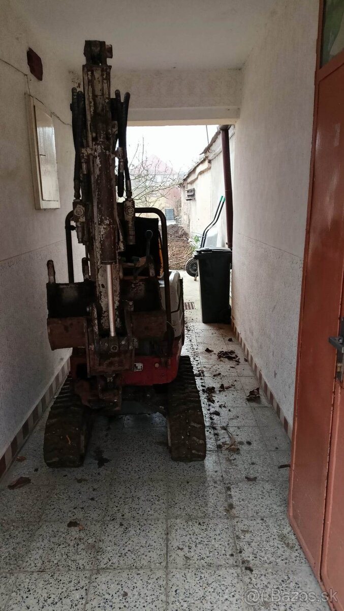 Výkopové a zemné práce minibagrom doprava - 8