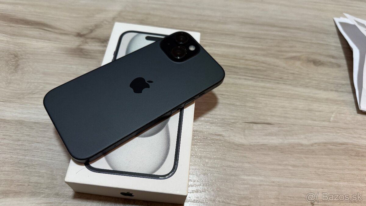 Vymenim iPhone 15 v zaruke stary iba rok a pol 128gb - 8