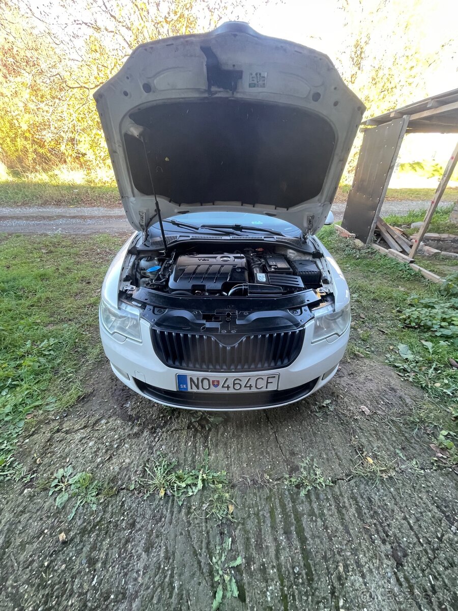 Predam Škoda Superb 2.0TDI 125KW DSG - 8
