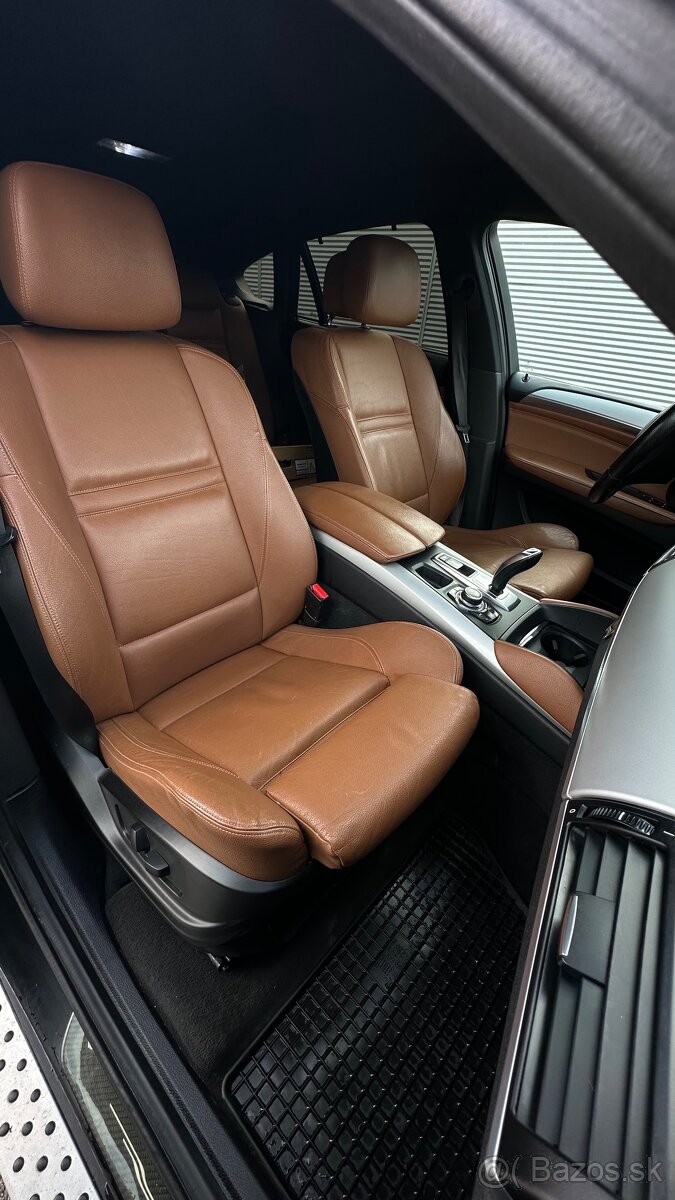 BMW X6 xDrive 3.0d - 8