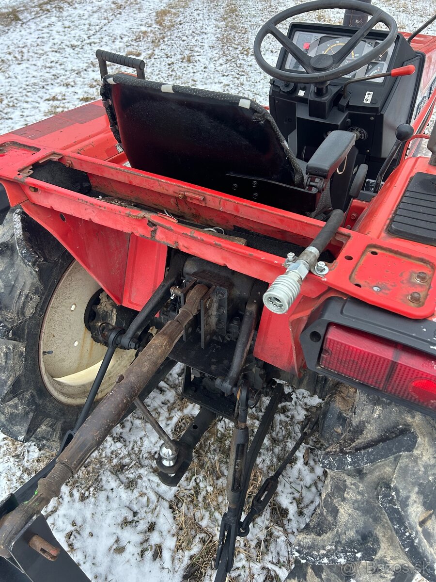 Predám Yanmar f18 d - 8