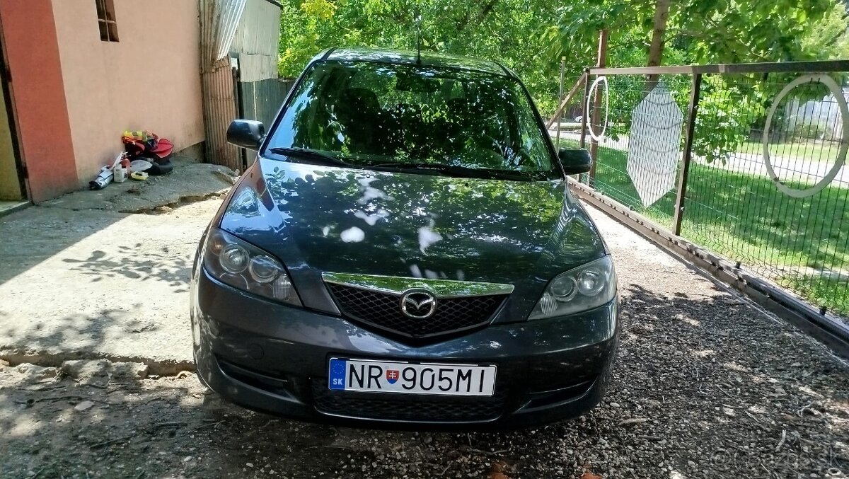 Mazda 2 1.25i, 55kW, rok 4/2006 - 8