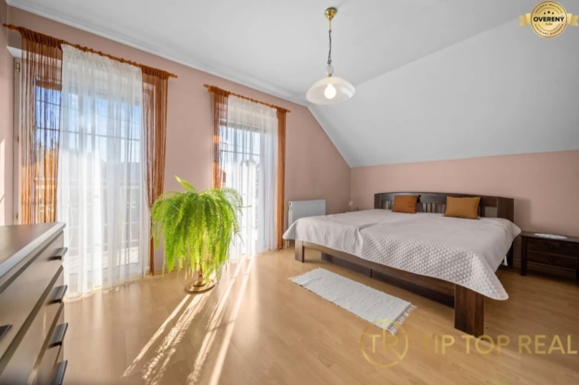 🏠 𝐏𝐎𝐂𝐓𝐈𝐕Ý 𝐃𝐎𝐌 𝐒 𝐎Á𝐙𝐎𝐔 𝐏𝐎𝐊𝐎𝐉𝐀 – 𝐁ÁČ 📍 - 8