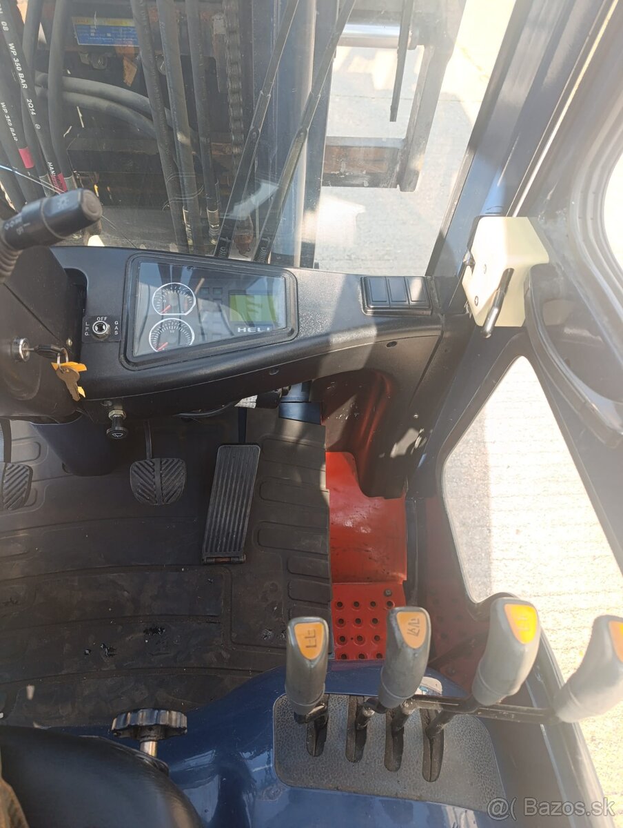 HELI CPQYD18, LPG - 8