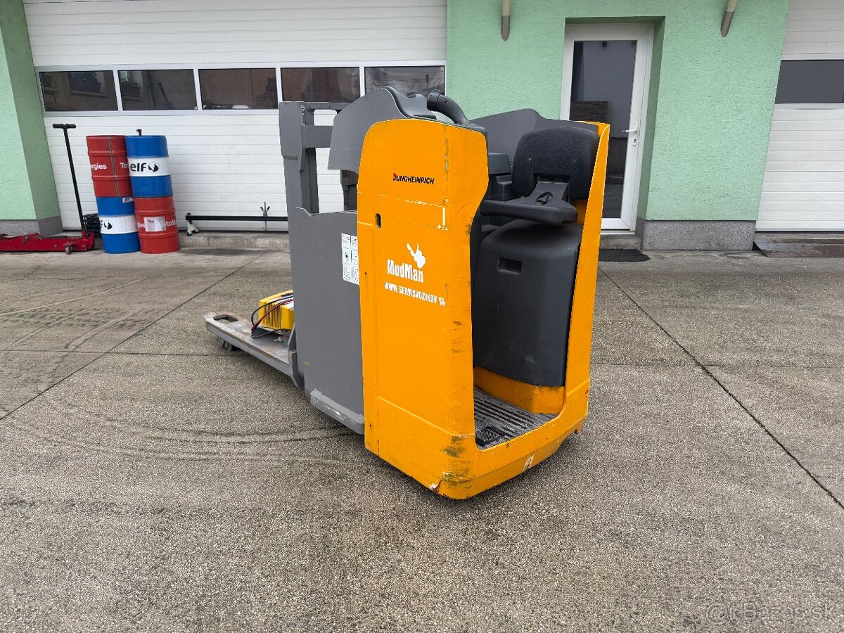 Jungheinrich ESD 120 - 8