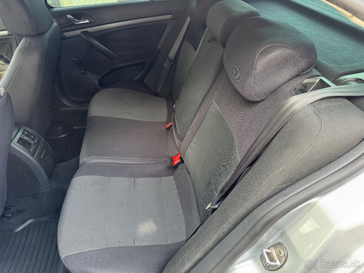 Octavia 1.9tdi 77kw - 8