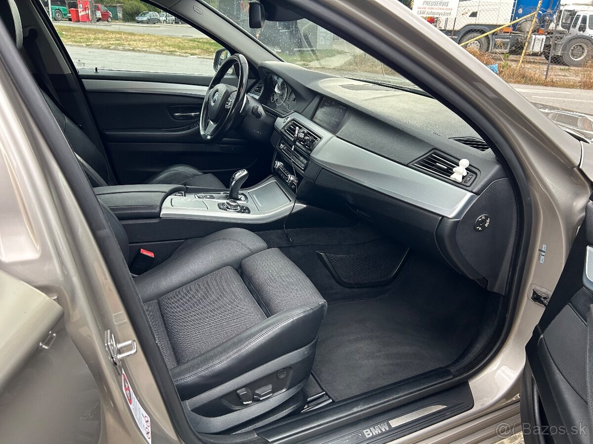 BMW 525 Xdrive rv:2011 naj.220tis.km - 8