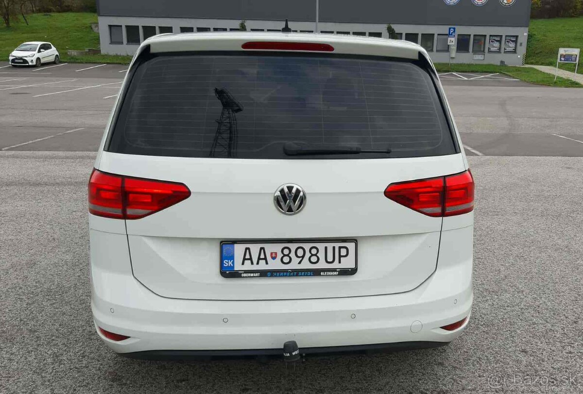 VW Touran 1.6 TDI - 8
