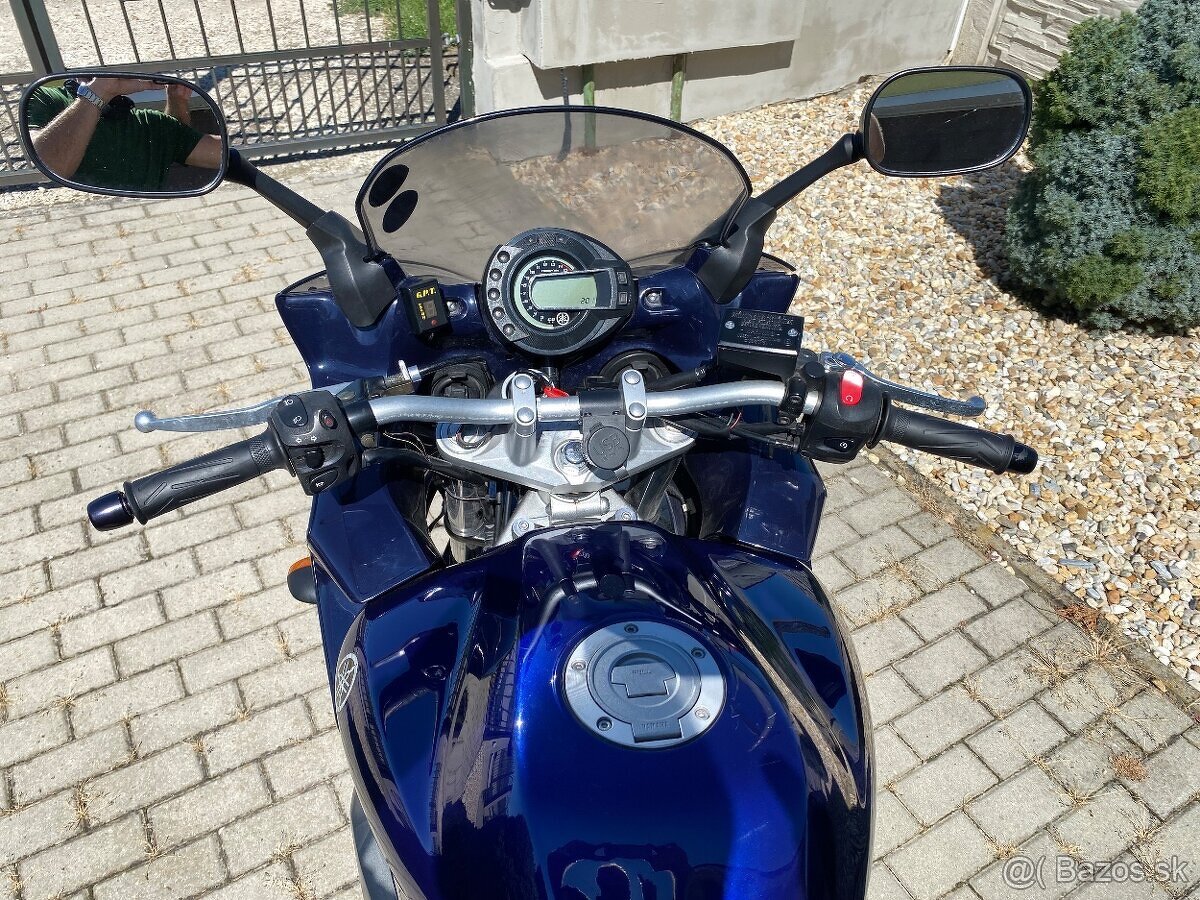 YAMAHA FZ6 FAZER - 8