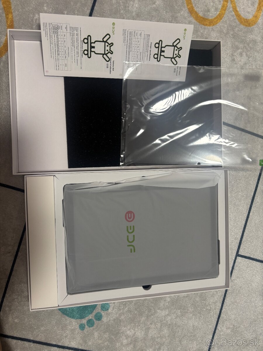 Predám úplne nový nepoužívaný Tablet - 8