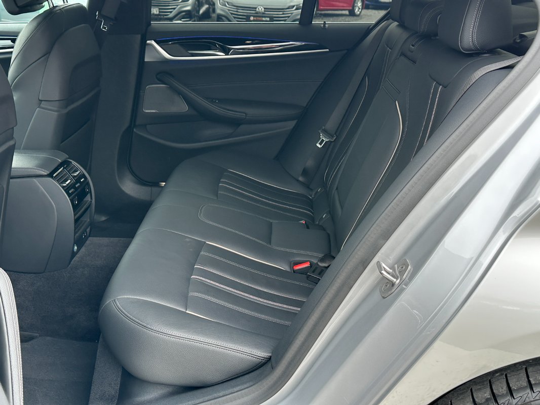 BMW rad 5 530d xDrive AT/8 - 8