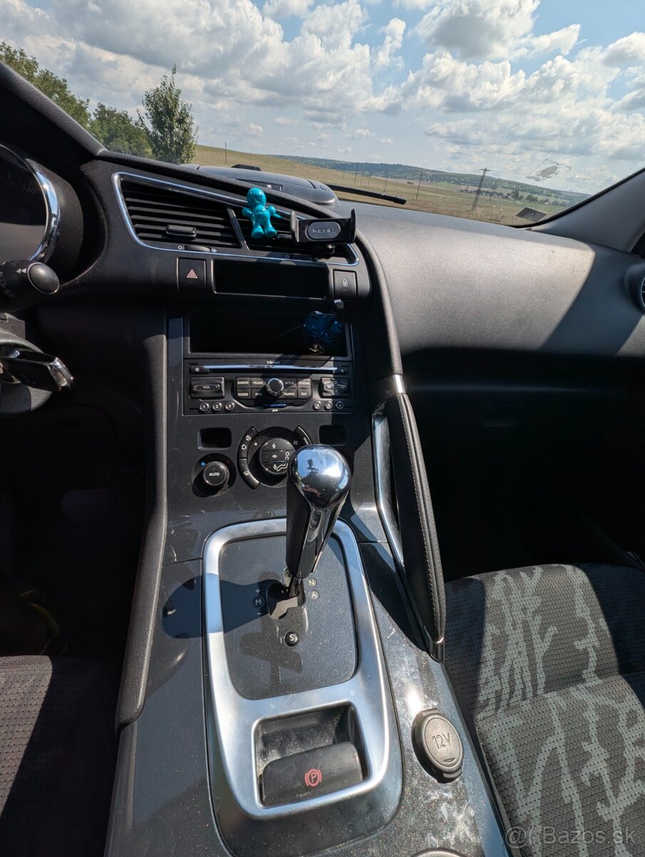 Peugeot 3008 1,6 HDi - 8