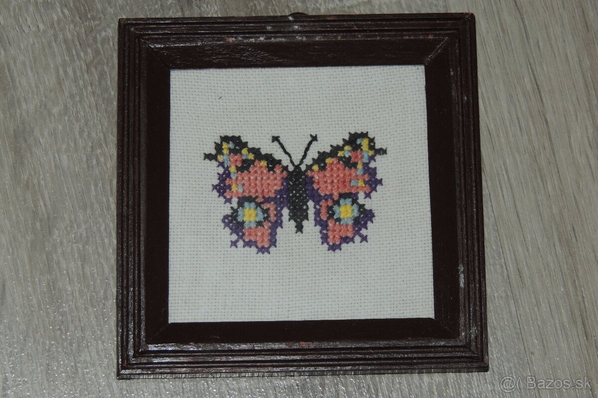 Vyšívané motýle - 8