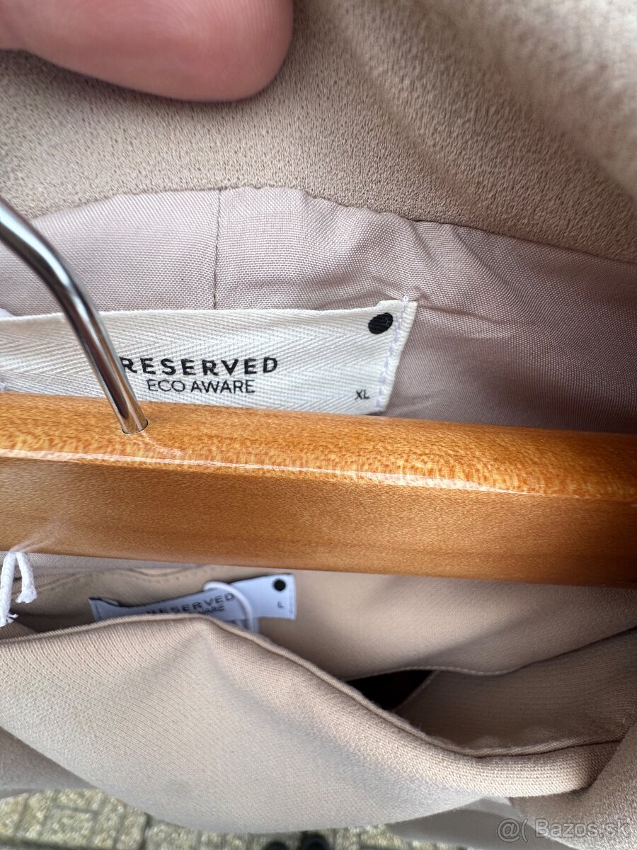 SET: zelený +béžový - 8