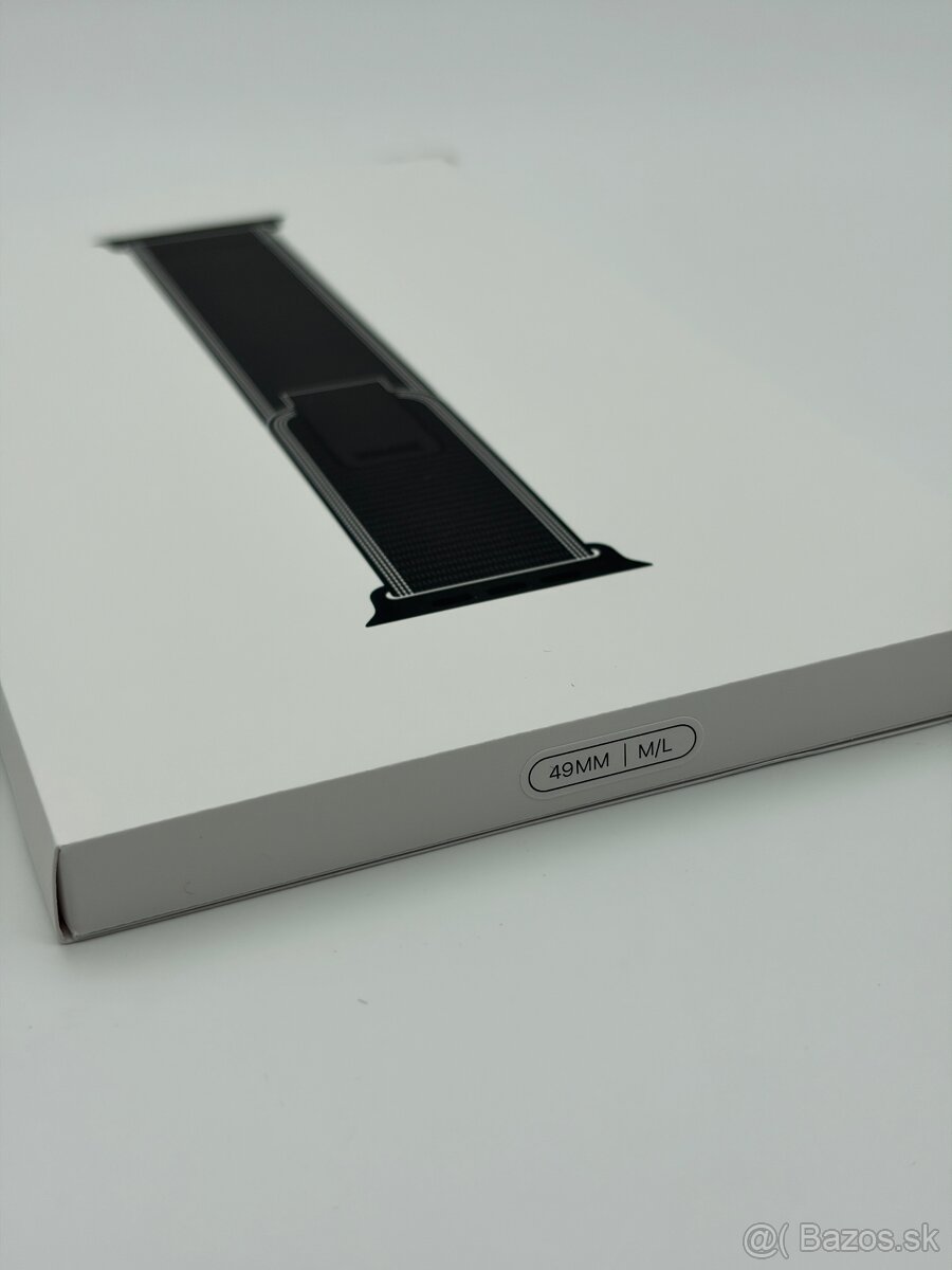 Apple Watch Black/Charcoal Trail Loop - M/L - 8