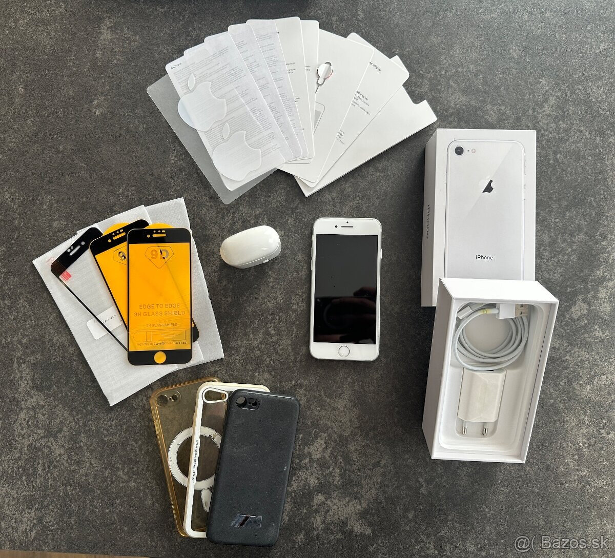 iPhone 8 64GB SILVER - 8